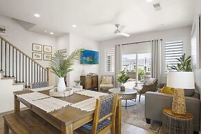 New Listing Happy Hawaiian