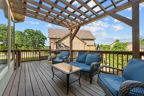 Hickory Hideaway - Communal Pool Access