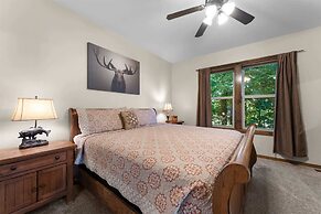 Hickory Hideaway - Communal Pool Access