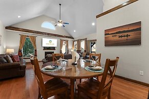 Hickory Hideaway - Communal Pool Access