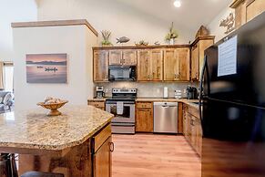 Hickory Hideaway - Communal Pool Access