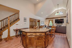 Hickory Hideaway - Communal Pool Access