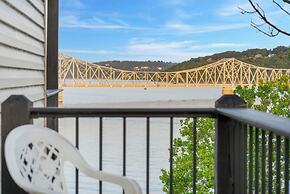 Enjoy Lakeside Fun Lakeview At Table Rock!