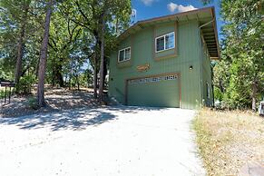 Immersed in Nature! Manzanita Cabin W/hot Tub