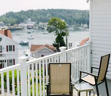 Admirals Quarters Inn
