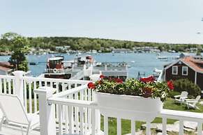 Admirals Quarters Inn