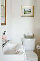 Admirals Quarters Inn