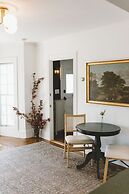 Admirals Quarters Inn