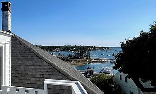 Admirals Quarters Inn