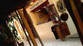 Camotes hidden huts-rooms-bar-restaurant