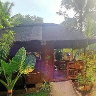 Camotes hidden huts-rooms-bar-restaurant