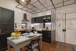 Boboli Suite-hosted by Sweetstay