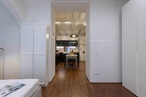 Boboli Suite-hosted by Sweetstay