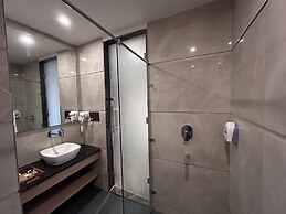 Grand Luxotica By DLS Hotels