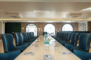 Grand Luxotica By DLS Hotels