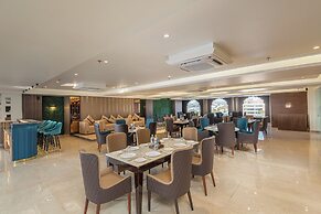 Grand Luxotica By DLS Hotels