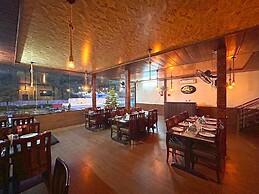 MJ River Resort By DLS Hotels