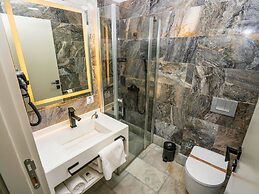 216 Station Suite Gebze