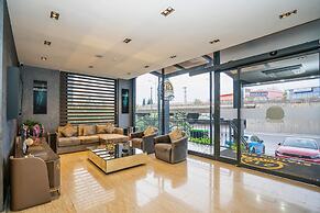 216 Station Suite Gebze