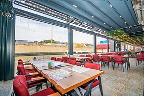 216 Station Suite Gebze