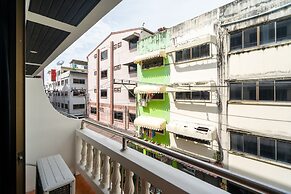 Patong Central Residence & Apartment