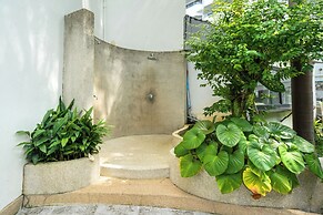 Patong Central Residence & Apartment