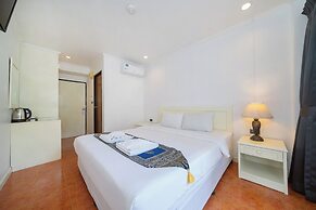 Patong Central Residence & Apartment