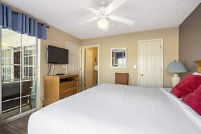 Pondview Cityscape - Best of Branson!