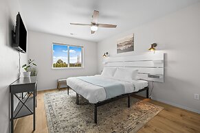 Redmond Getaway Hub Adventure Awaits!