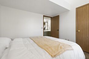 Sand Dune Serenity in Table Rock Lake