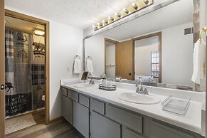 Sand Dune Serenity in Table Rock Lake