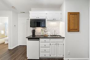 Retreat by Design - Resort Amenities