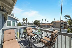 Seafaring Sweet Dreams 5 Minute Walk to Beach!