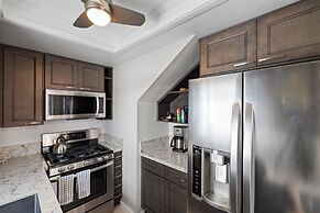 Seafaring Sweet Dreams 5 Minute Walk to Beach!