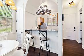 Stone Cliff Relaxation w/ Resort Amenities!