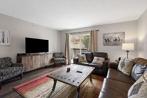 Stonewall Haven - Dual Condos!