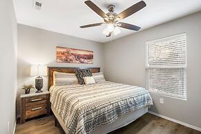 Stonewall Haven - Dual Condos!