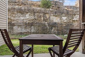 Stonewall Haven - Dual Condos!