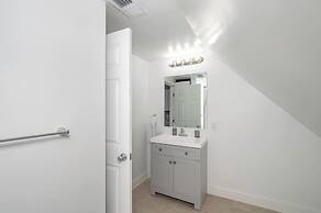 Suites on Main 3