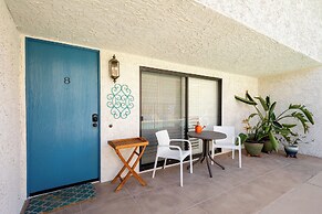 Sunkist at 411 - Community Pool