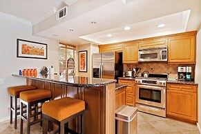 Sunkist at 411 - Community Pool