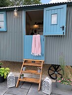 St. Kew Shepherd Huts