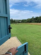 St. Kew Shepherd Huts