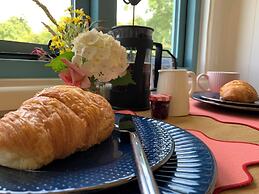 St. Kew Shepherd Huts