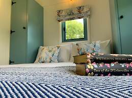 St. Kew Shepherd Huts