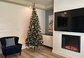 Waterside Dream - Waterfront Home on Lake LBJ