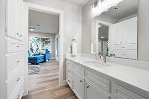 Waterside Dream - Waterfront Home on Lake LBJ