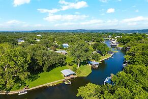 Waterside Dream - Waterfront Home on Lake LBJ