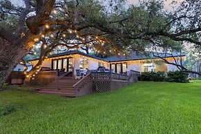 Waterside Dream - Waterfront Home on Lake LBJ