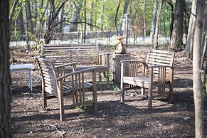 Windmill Cottage at Abbey Springs Near Lake & Shops!